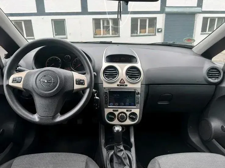 Gebraucht Opel Corsa 80 PS (58 kW) 2007 Rot Kleinwagen