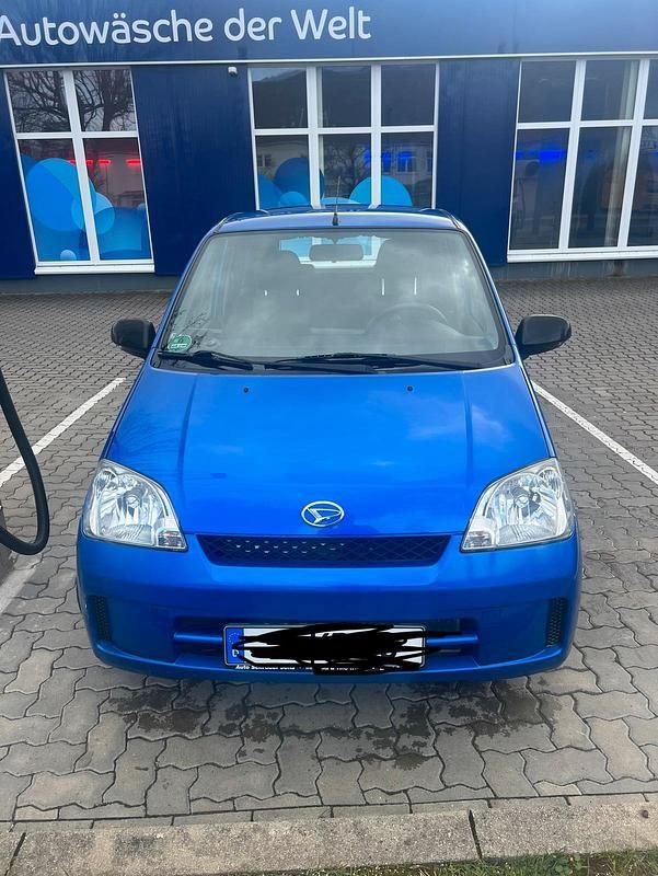 Gebraucht Daihatsu Cuore 75 PS (55 kW) 2004 Blau Kleinwagen
