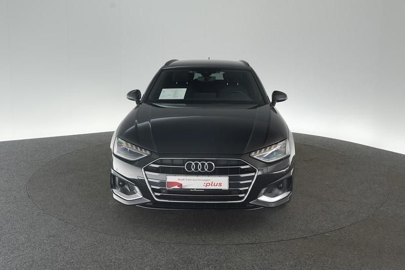 Gebraucht Audi A4 Advanced Plus 204 PS (150 kW) 2023 Brillantschwarz Kombi