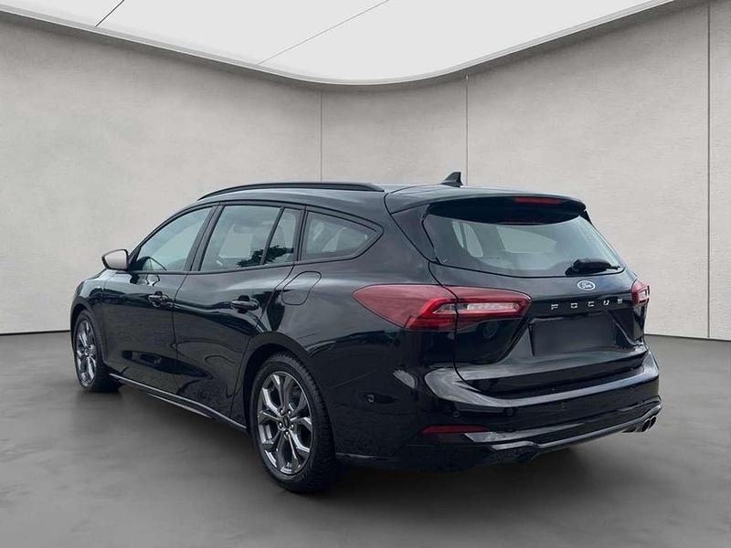 Gebraucht Ford Focus 116 PS (85 kW) 2024 Schwarz Kombi