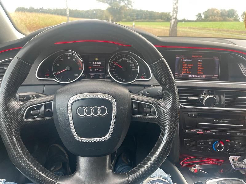 Silber Gebraucht 2011 Audi A5 Coupé | 10.000 € - Bild 1/4