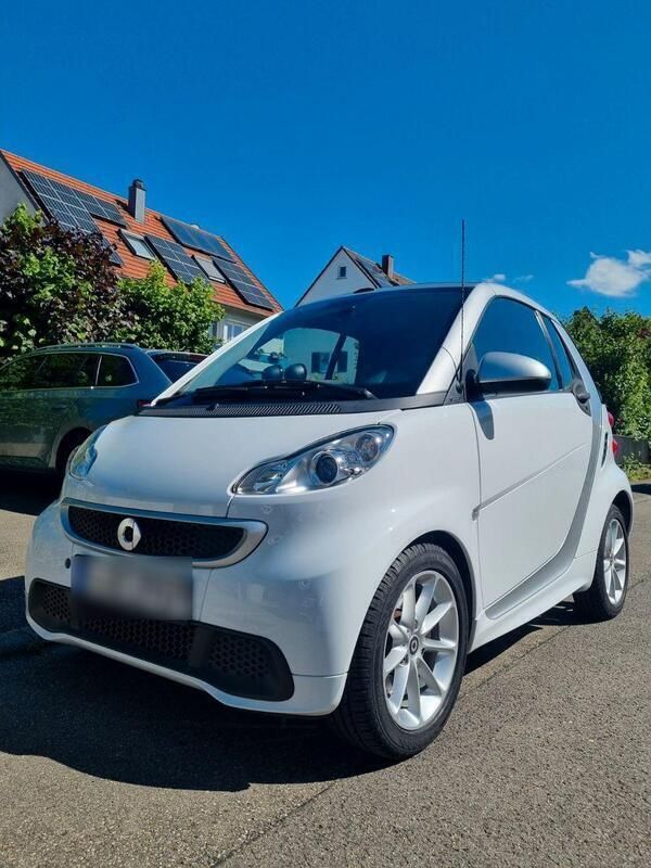 Weiß Gebraucht 2014 Smart ForTwo Coupé Cabrio | 8.500 € (Teuer) - Bild 1/4