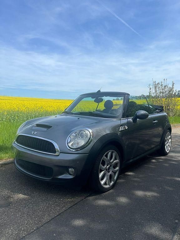 Grau Gebraucht 2009 Mini Cooper S Kleinwagen | 7.900 € (Fairer Preis) - Bild 1/4