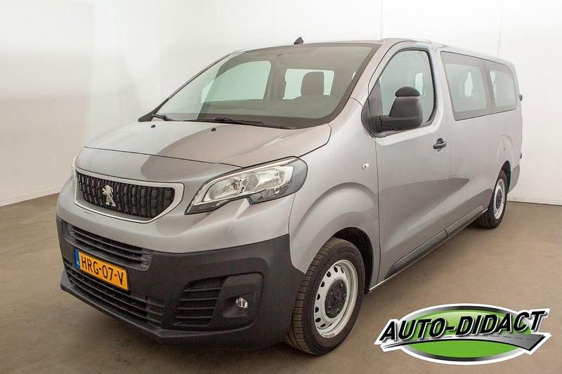 Grau Gebraucht 2023 Peugeot Expert Van | 20.650 € (Guter Preis) - Bild 1/4