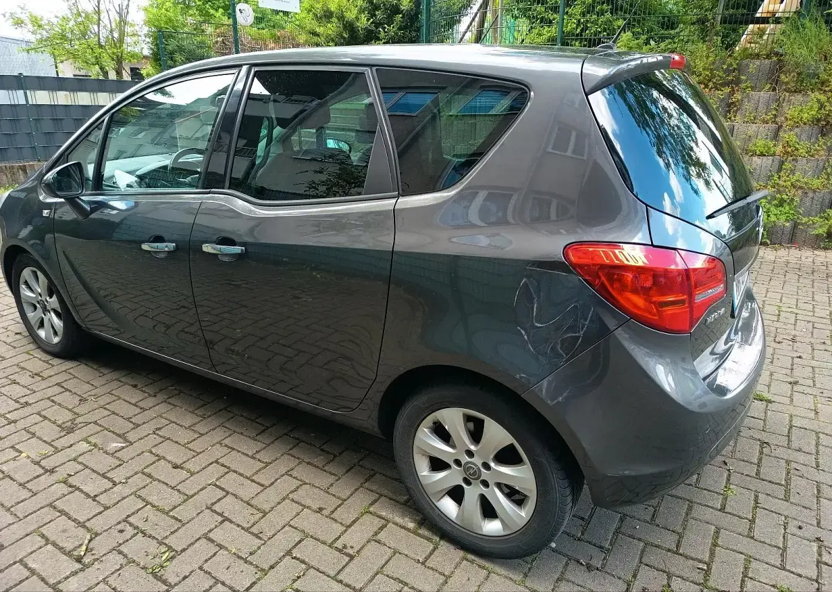 Gebraucht Opel Meriva 95 PS (69 kW) 2011 Grau Van / Kleinbus