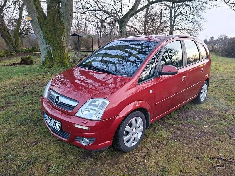 Rot Gebraucht 2006 Opel Meriva Van / Kleinbus | 3.500 € (Etwas zu teuer) - Bild 1/4