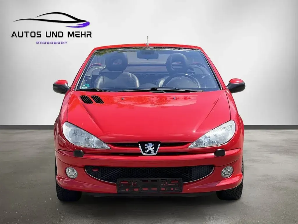 Gebraucht Peugeot 206 CC Platinum 109 PS (80 kW) 2004 Rot Cabrio