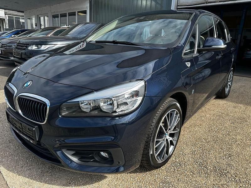 Blau Gebraucht 2017 BMW 225 Active Tourer Advantage Van / Kleinbus | 14.999 € (Fairer Preis) - Bild 1/4