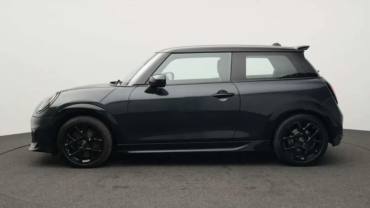 Gebraucht Mini John Cooper Works 156 PS (114 kW) 2025 Grau Kleinwagen
