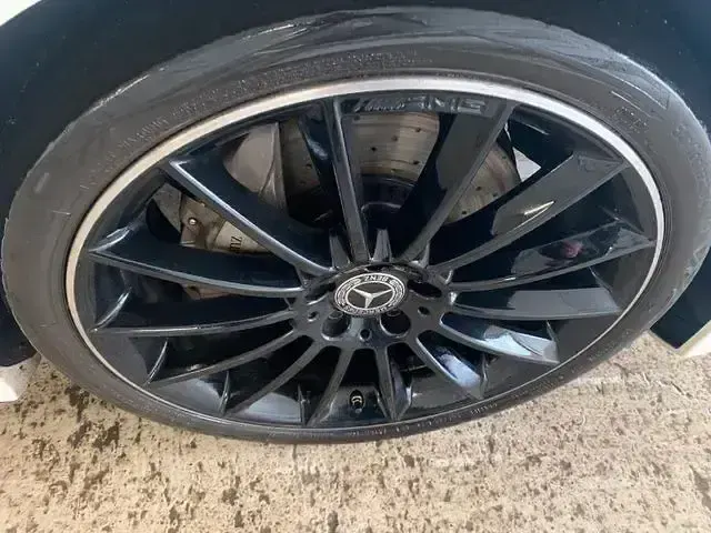 Gebraucht Mercedes CLS400 AMG 330 PS (242 kW) 2020 Polarweiss Coupé