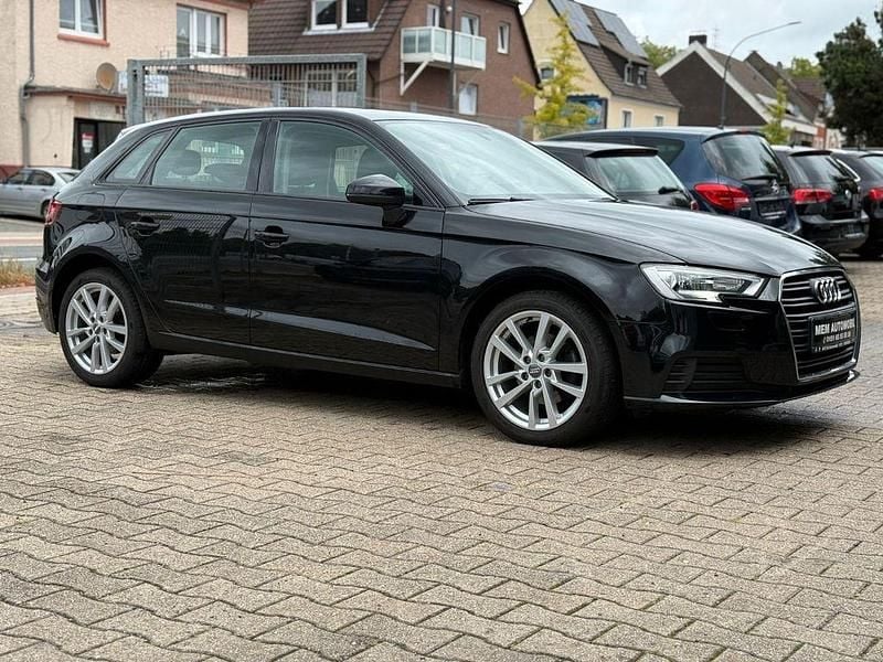 Gebraucht Audi A3 Sport 150 PS (110 kW) 2017 Schwarz Limousine