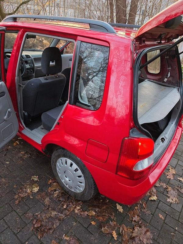 Gebraucht Mazda Demio Comfort 63 PS (46 kW) 2002 Rot Kleinwagen