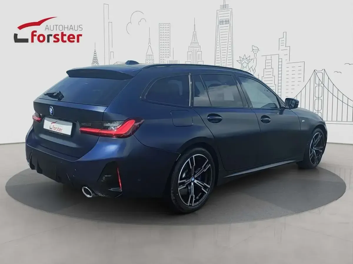 Gebraucht BMW 320 M Sport 190 PS (139 kW) 2024 Blau Limousine