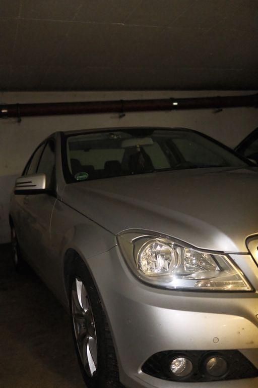 Gebraucht Mercedes C180 156 PS (114 kW) 2011 Grau Limousine