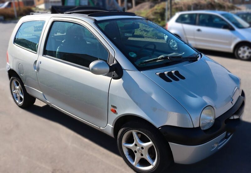 Grau Gebraucht 2001 Renault Twingo Kleinwagen | 1.390 € (Fairer Preis) - Bild 1/4