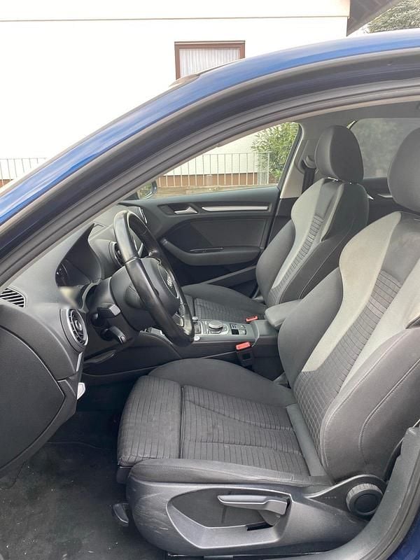 Gebraucht Audi A3 Sportback 150 PS (110 kW) 2016 Blau Kleinwagen