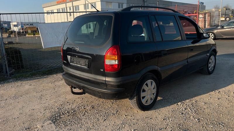Gebraucht Opel Zafira 125 PS (91 kW) 2002 Van / Kleinbus