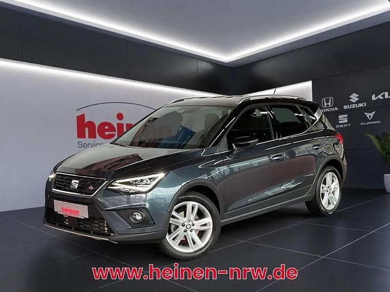 Grau Gebraucht 2021 Seat Arona FR SUV | 17.899 € (Fairer Preis) - Bild 1/4