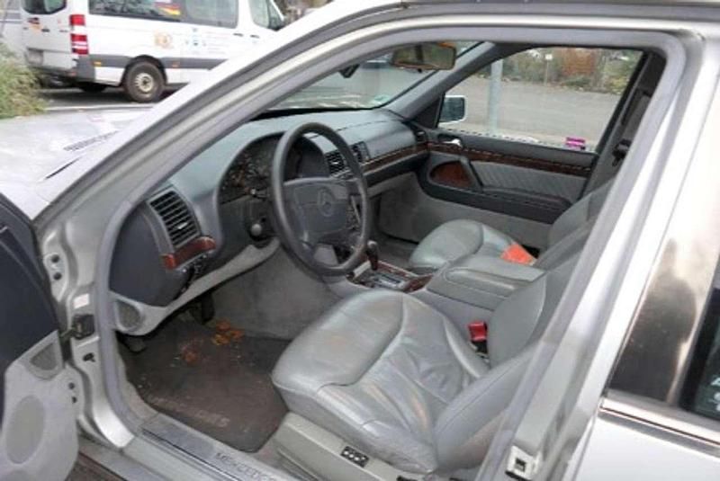 Gebraucht Mercedes 500 326 PS (239 kW) 1992 Silber Limousine