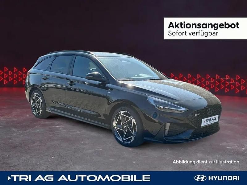 Abyss black / mic Neu 2024 Hyundai i30 N Line Kombi | 27.290 € (Fairer Preis) - Bild 1/4