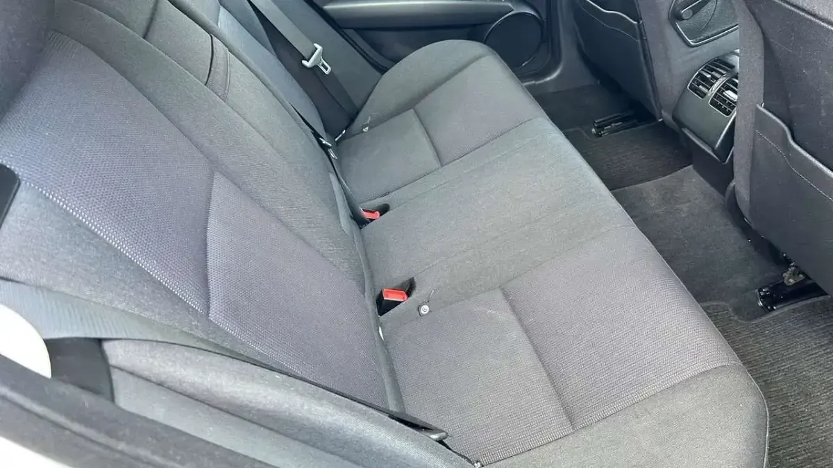 Gebraucht Mercedes C200 184 PS (135 kW) 2010 Silber Kombi
