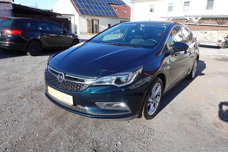 Gebraucht Opel Astra 125 PS (91 kW) 2017 Grün Limousine