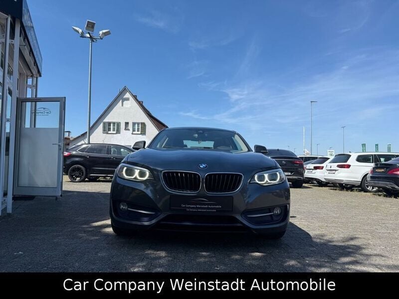 Gebraucht BMW 220 Sport Line 190 PS (139 kW) 2015 Grau Coupé