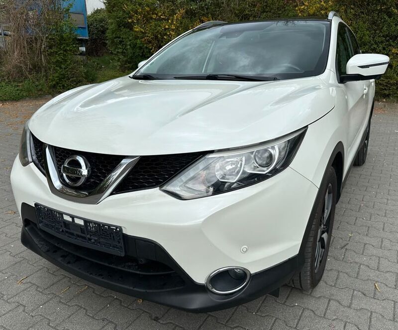 Weiß Gebraucht 2019 Nissan Qashqai SUV | 14.900 € (Fairer Preis) - Bild 1/4