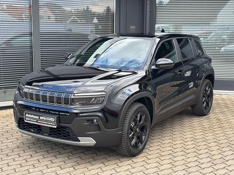 Neu Jeep Avenger 110 PS (80 kW) 2026 Schwarz SUV