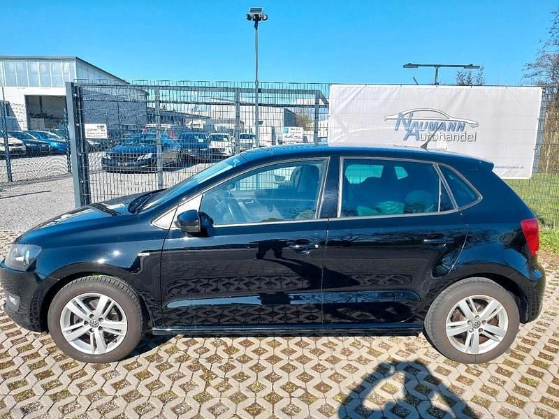 Gebraucht VW Polo Life 90 PS (66 kW) 2014 Schwarz Kleinwagen