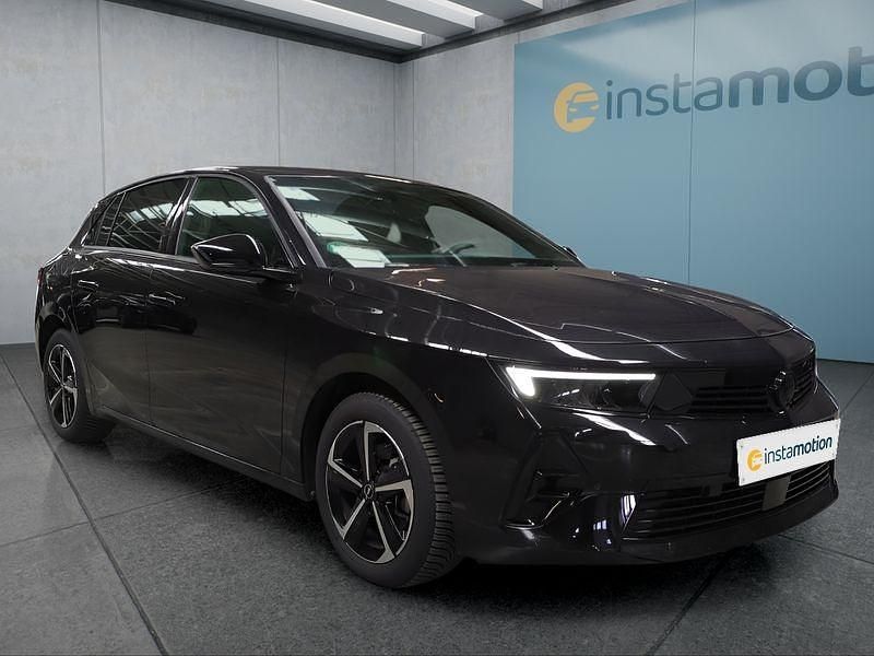 Gebraucht Opel Astra 131 PS (96 kW) 2025 Schwarz Limousine