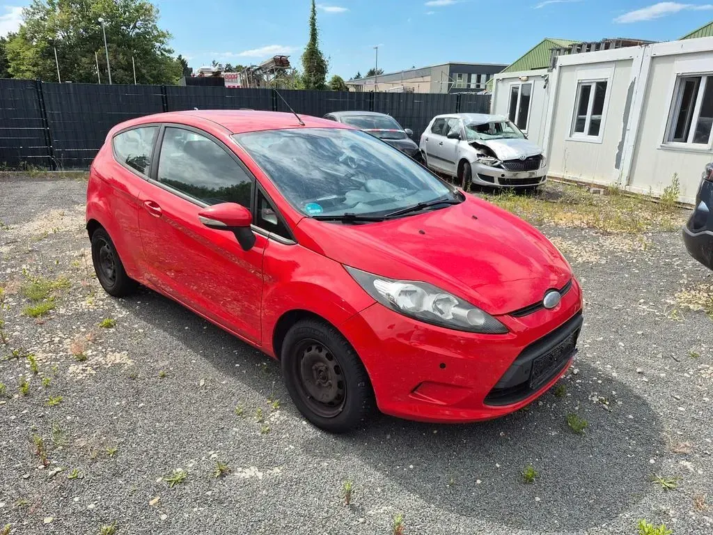 Gebraucht Ford Fiesta 95 PS (69 kW) 2010 Rot