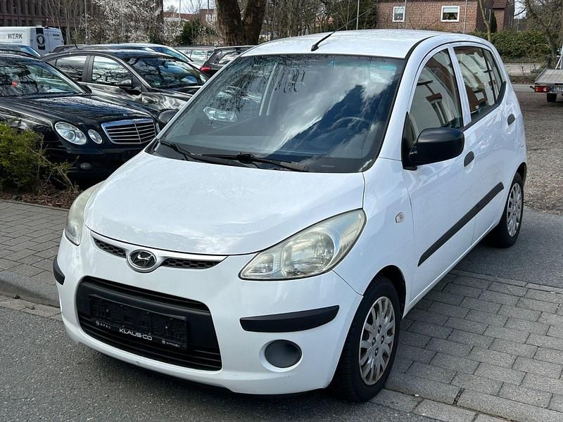 Gebraucht Hyundai i10 77 PS (56 kW) 2010 Weiß Kleinwagen