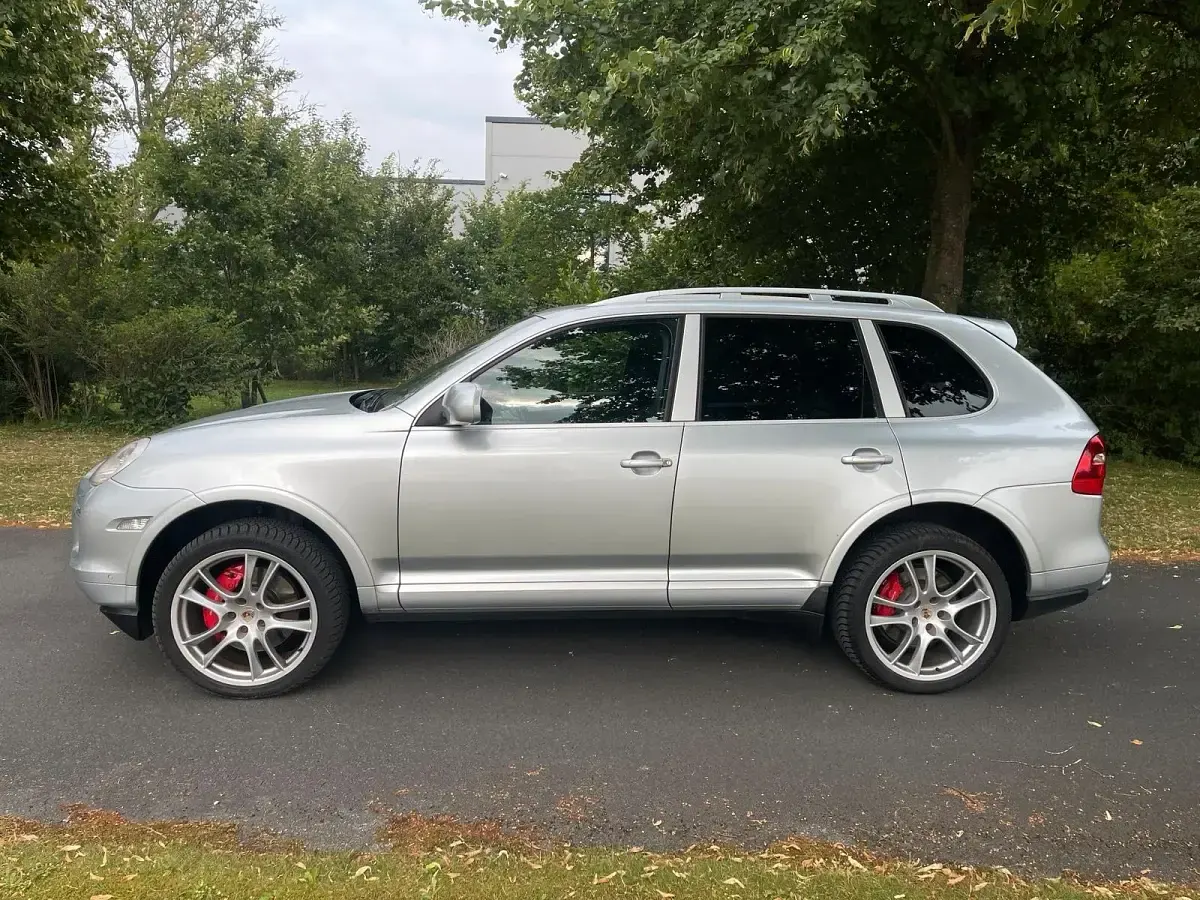 Gebraucht Porsche Cayenne Turbo 540 PS (397 kW) 2010 Silber SUV