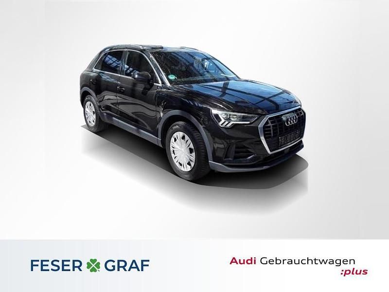 Mythosschwarz metallic Gebraucht 2022 Audi Q3 Ambiente SUV | 27.880 € (Guter Preis) - Bild 1/4