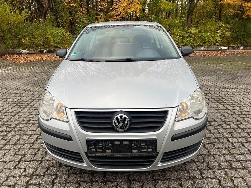 Silber Gebraucht 2008 VW Polo Comfortline Limousine | 2.190 € (Guter Preis) - Bild 1/4