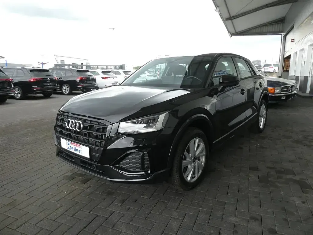 Gebraucht Audi Q2 Advanced 190 PS (139 kW) 2024 Schwarz SUV