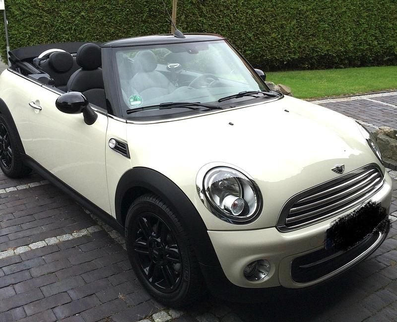 Weiß Gebraucht 2014 Mini Cooper Cabriolet Cabrio | 9.500 € (Guter Preis) - Bild 1/2
