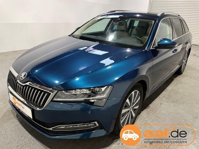 Gebraucht Skoda Superb Style 150 PS (110 kW) 2023 Blau Kombi
