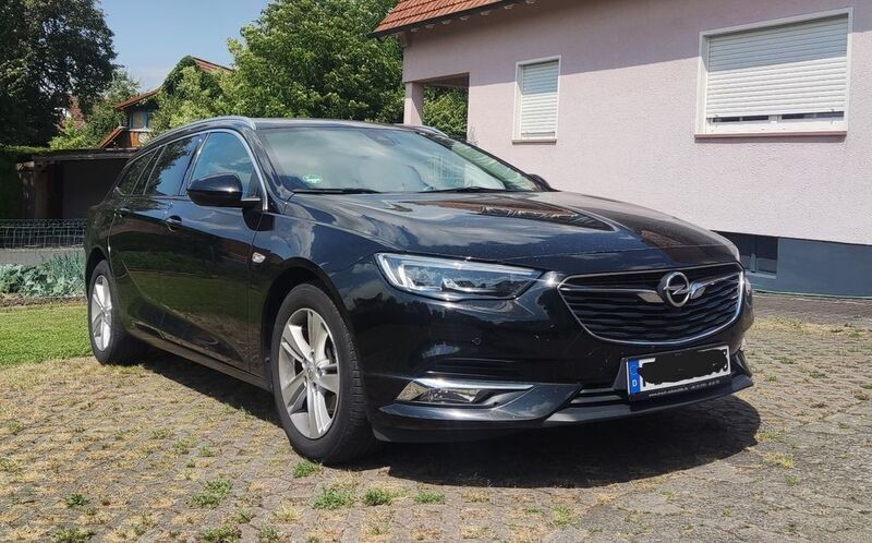 Schwarz Gebraucht 2018 Opel Insignia Innovation Kombi | 13.990 € (Guter Preis) - Bild 1/4