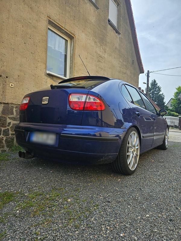 Gebraucht Seat Leon 105 PS (77 kW) 2005 Blau Kleinwagen