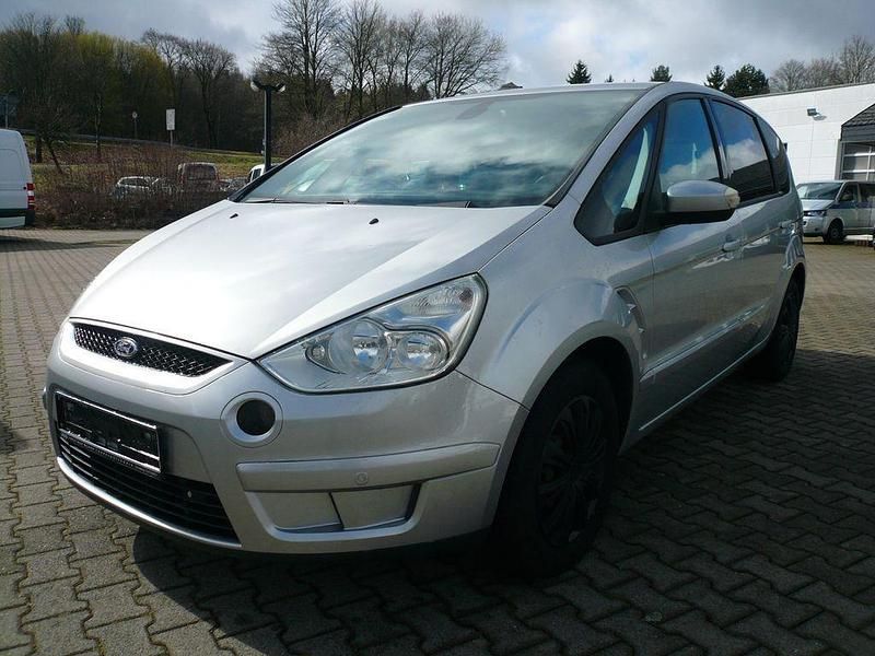 Gebraucht Ford S-MAX Trend 131 PS (96 kW) 2006 Silber Van / Kleinbus