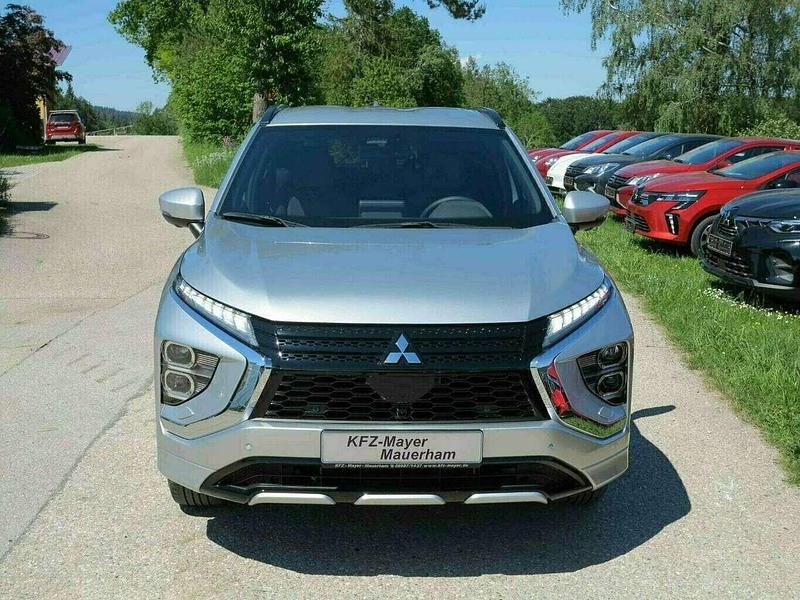 Gebraucht Mitsubishi Eclipse Cross Select 188 PS (138 kW) 2022 + verschiedene farben SUV