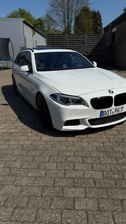 Gebraucht BMW 530 Performance 258 PS (189 kW) 2012 Weiß Kombi