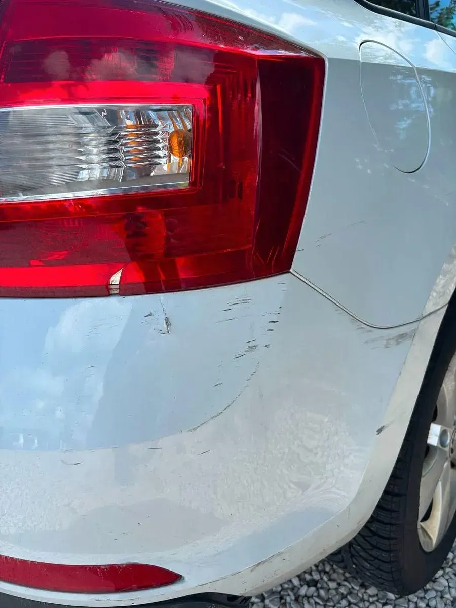 Gebraucht Skoda Rapid Active 86 PS (63 kW) 2014 Weiß Kleinwagen