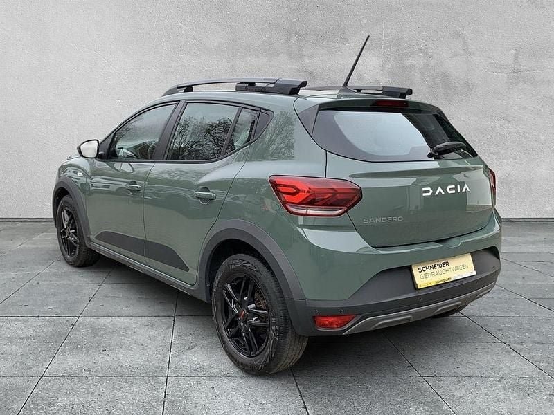 Gebraucht Dacia Sandero Expression 99 PS (72 kW) 2023 Grün Limousine