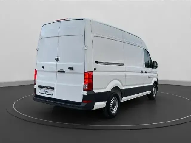 Gebraucht VW Crafter 140 PS (102 kW) 2024 Weiß Van
