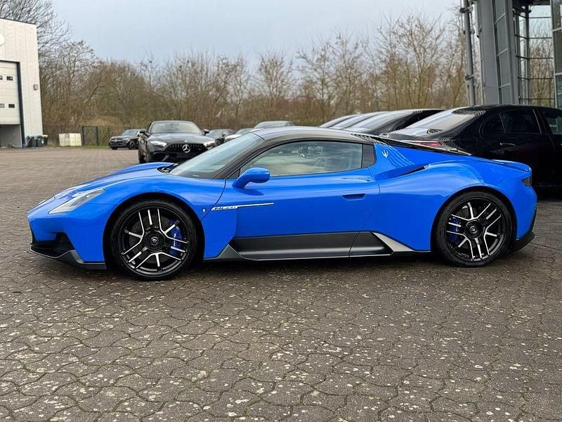 Neu Maserati MC20 630 PS (463 kW) 2026 Blau