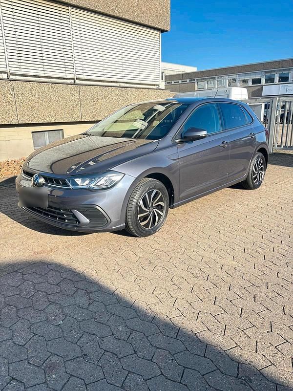Gebraucht VW Polo 110 PS (80 kW) 2023 Grau Kleinwagen