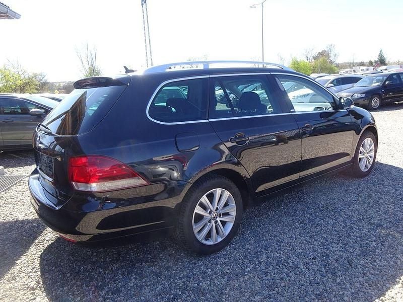 Gebraucht VW Golf VI Style 105 PS (77 kW) 2011 Schwarz Kleinwagen
